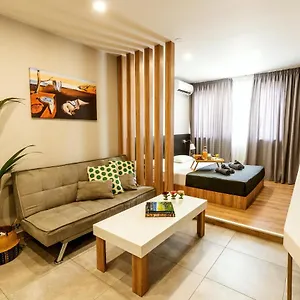  Daire Unique Experience Apartment's Yunanistan